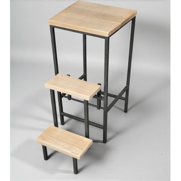 Стілець-стрем’янка з натуральним деревом Minos Наша Ковка